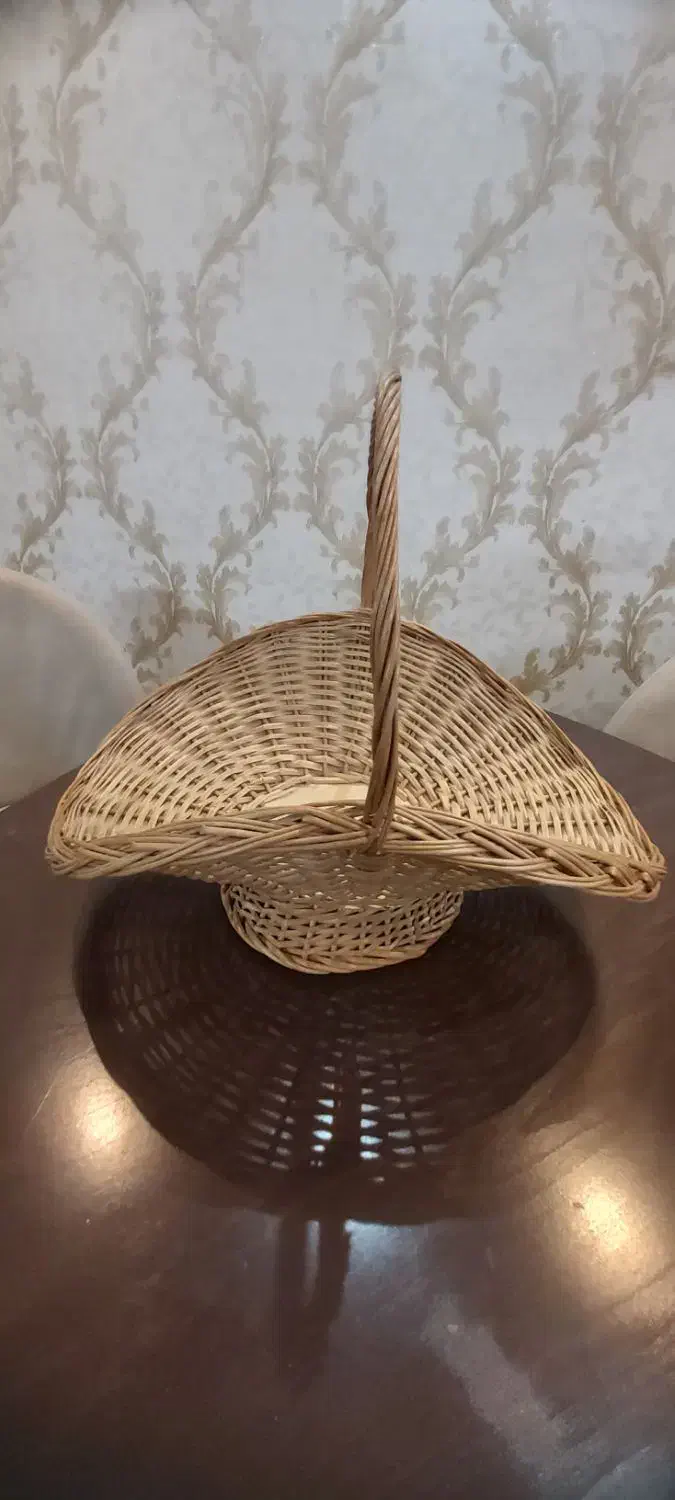 سبد حصیری|صنایع دستی و سایر لوازم تزئینی|مشهد, هفت تیر (نه دره)|دیوار