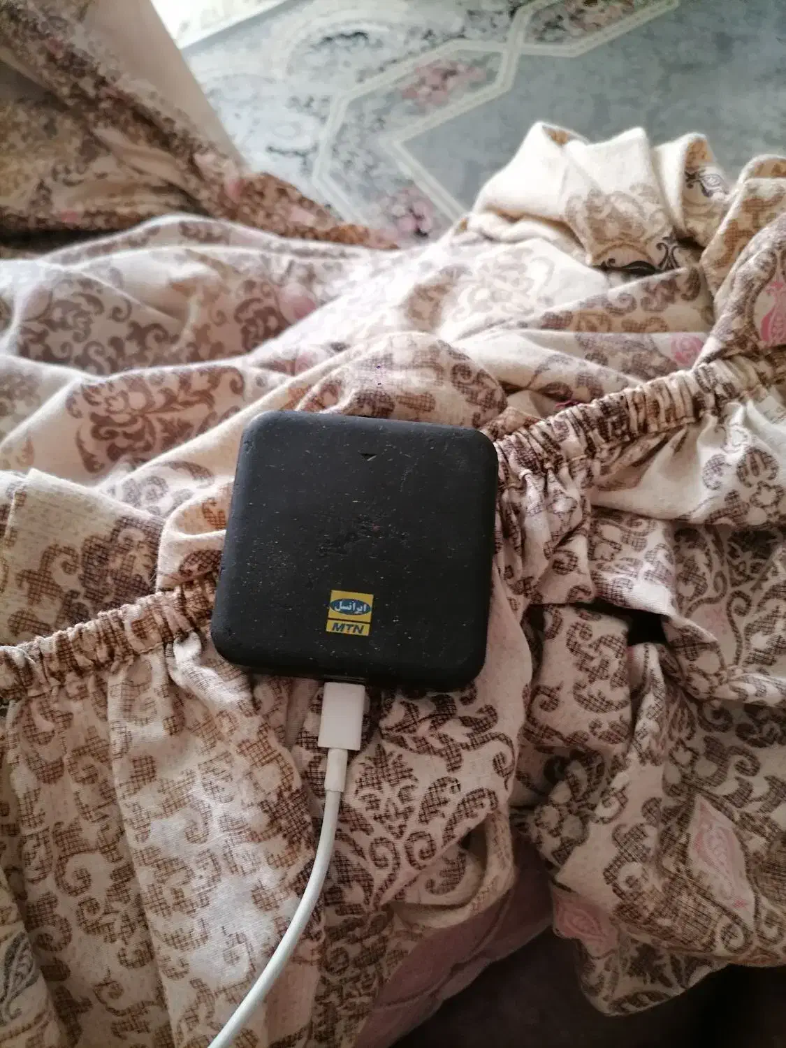 دو عدد مودم یکی سیمکارتی یکی خط خونگی|مودم و تجهیزات شبکه|گرگان, |دیوار