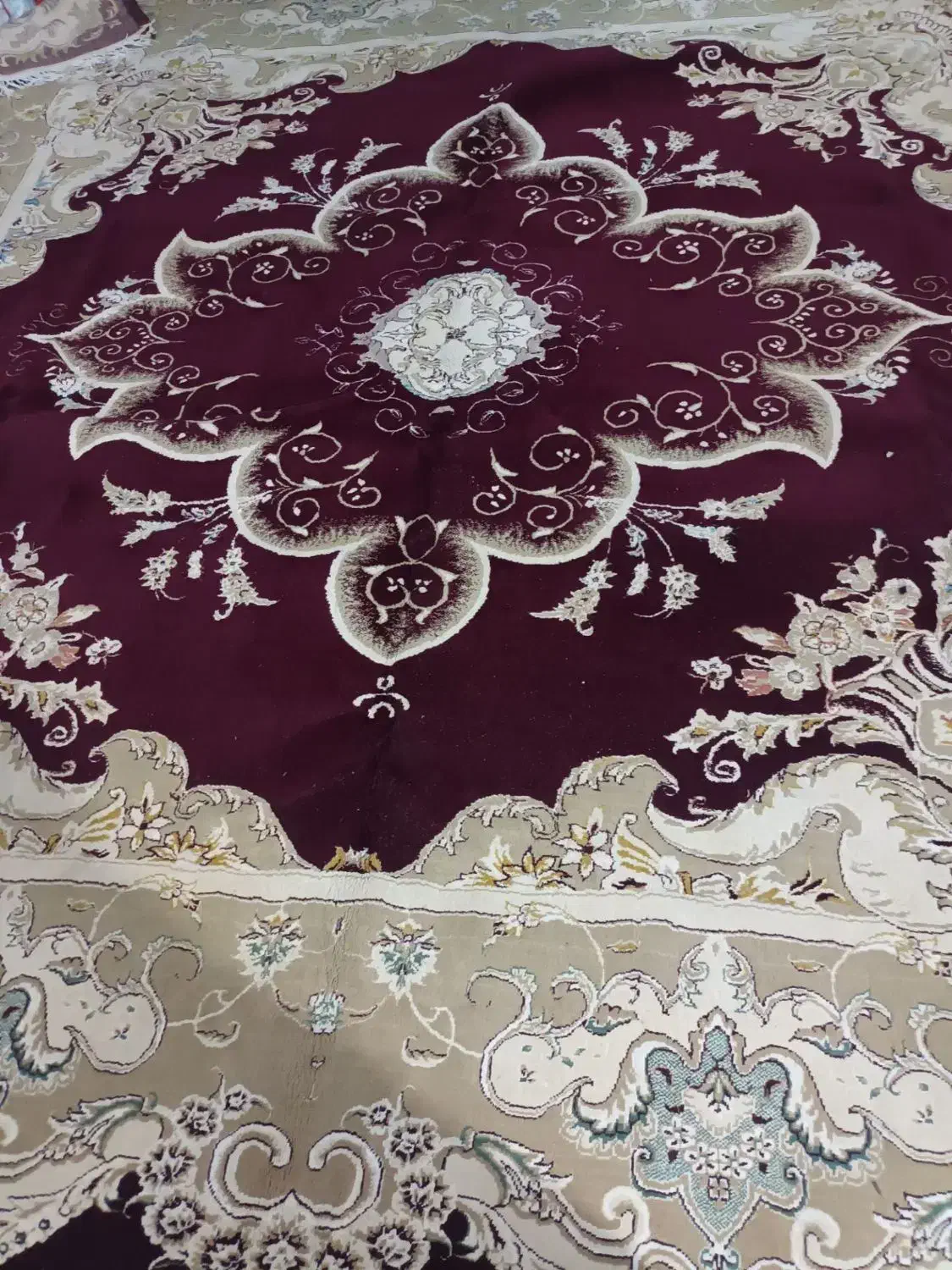 قالی 3*3 نو|فرش|قوچان, |دیوار