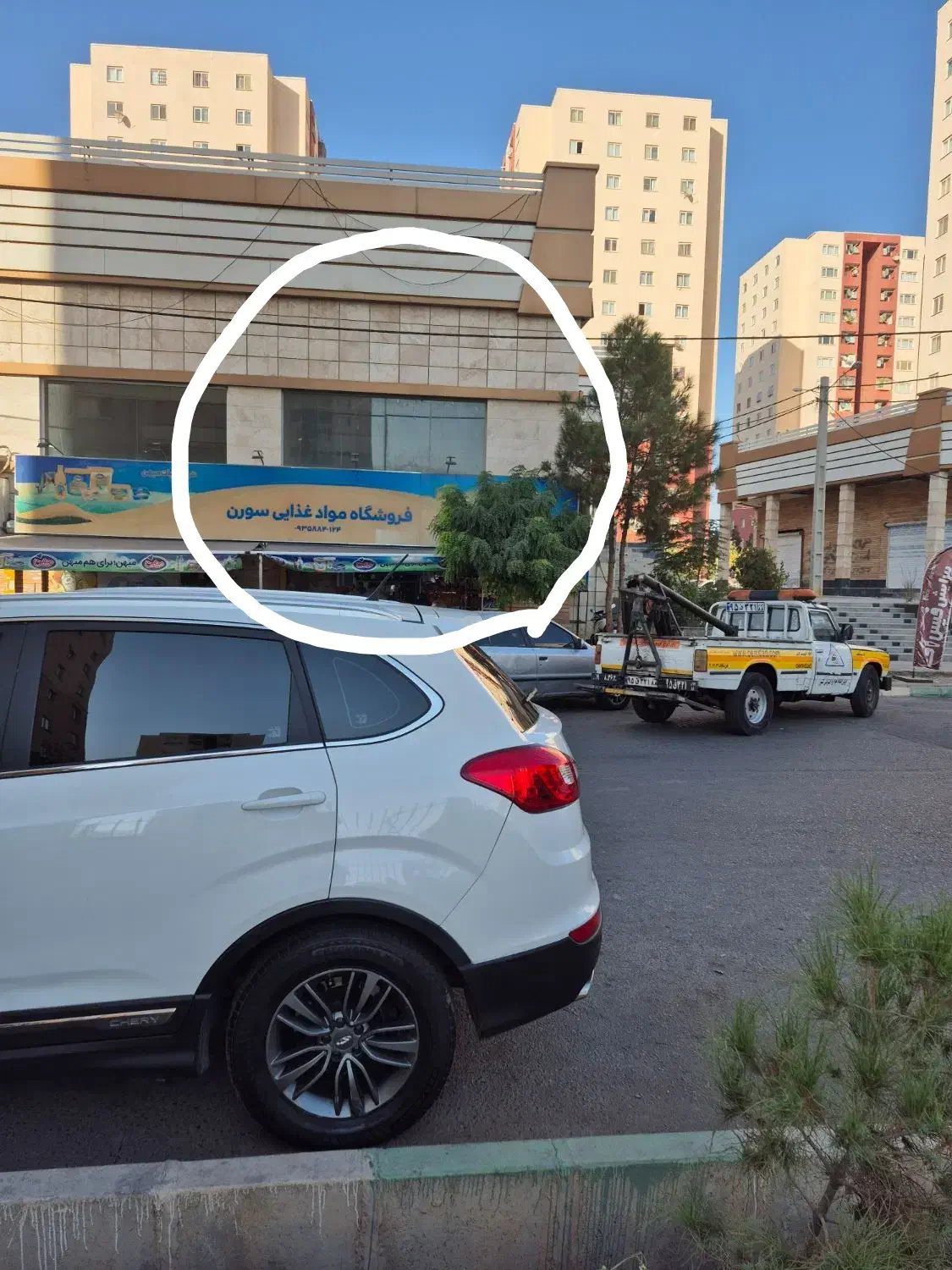 اجاره‌ یک باب مغازه|اجارهٔ مغازه و غرفه|پرند, فاز ۵|دیوار