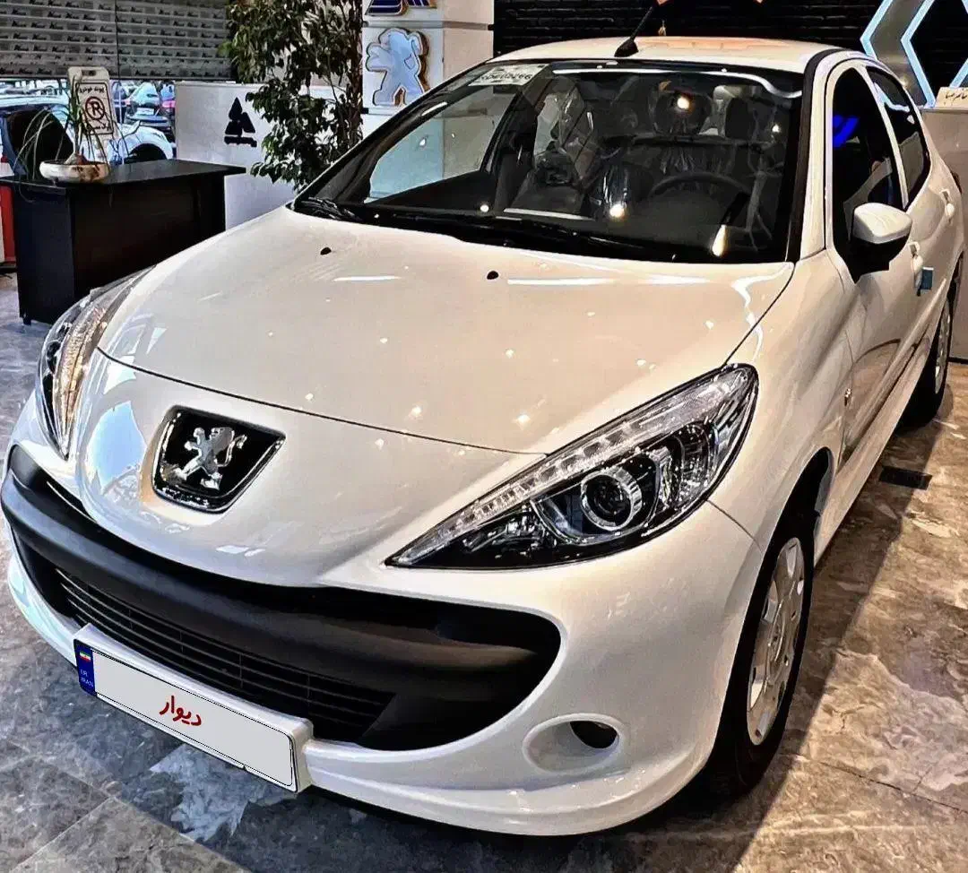 پژو ۲۰۷  tu5p سقف فلز هیدرولیک مدل ۱۴۰۴|خودرو سواری و وانت|بافت, |دیوار