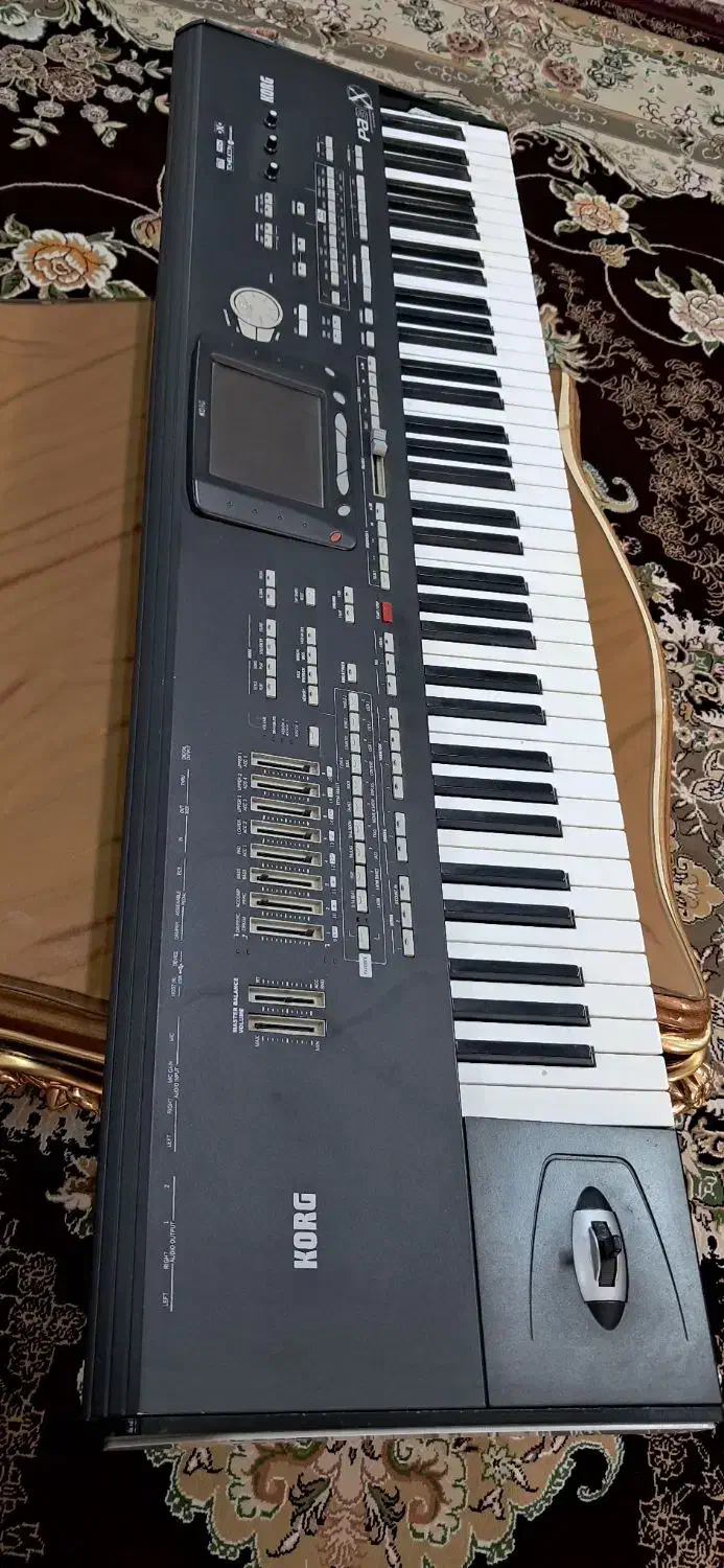 کیبورد|پیانو، کیبورد، آکاردئون|قم, شهر قائم|دیوار