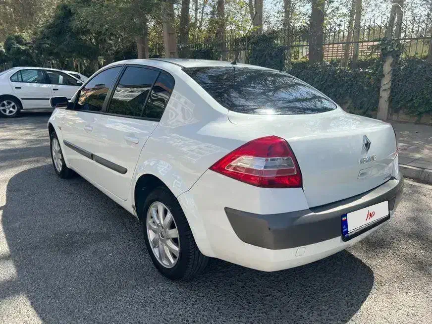 مگان کم کار سفید ۲۰۰۰ اتوماتیک فول|خودرو سواری و وانت|کرج, کارخانه قند|دیوار