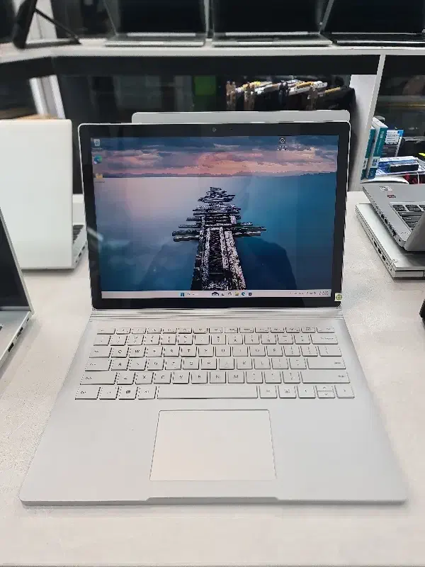 لپ تاپ سرفیس بوک 2 surface book|رایانه همراه|تهران, فلسطین (میدان انقلاب)|دیوار