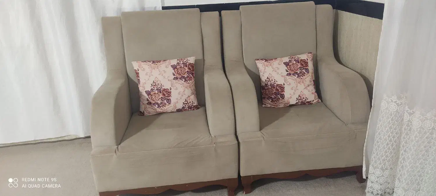 مبل ده نفره همراه با عسلی|مبلمان خانگی و میز عسلی|خاو و میرآباد, |دیوار