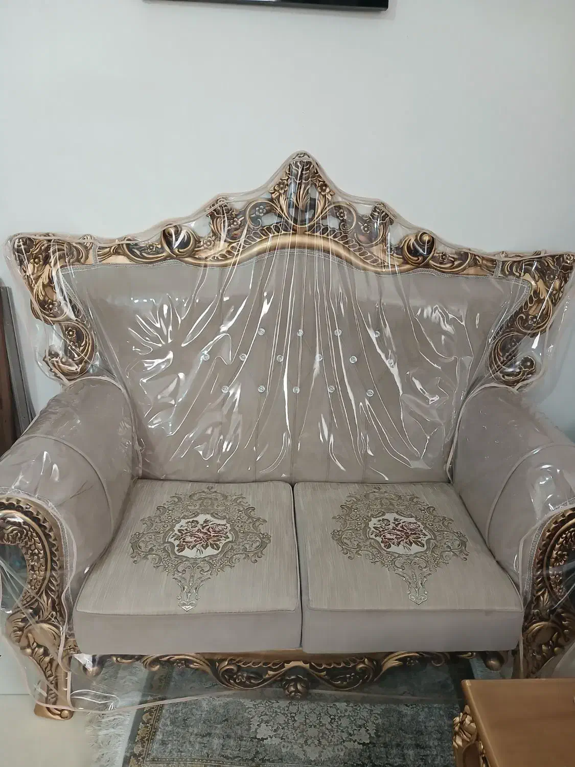 مبلمان|مبلمان خانگی و میز عسلی|بیرجند, |دیوار