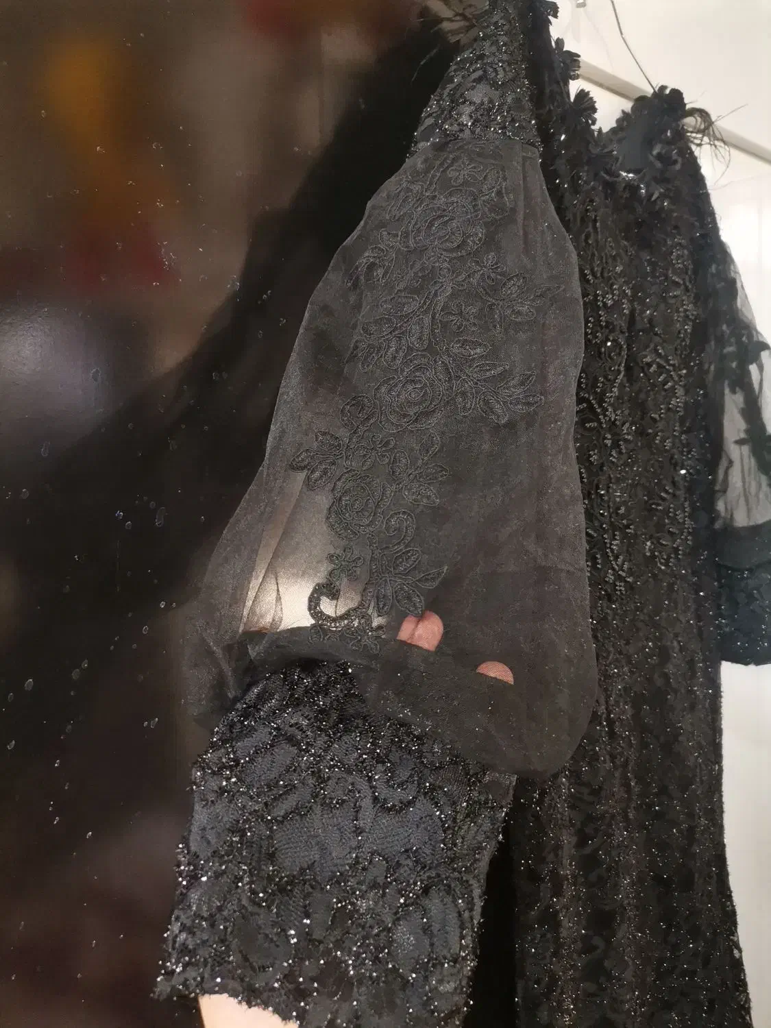 لباس مجلسی وبیرونی|لباس|تربت جام, میان جام|دیوار