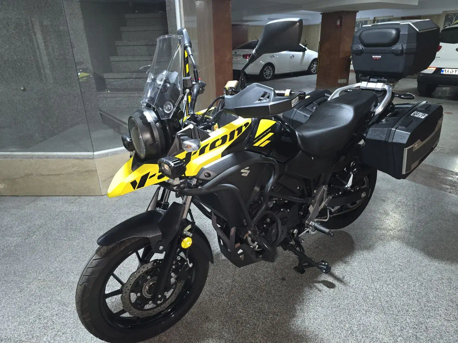 سوزوکی وی استروم ۲۵۰ v-strom|موتورسیکلت|تهران, میدان ولیعصر|دیوار