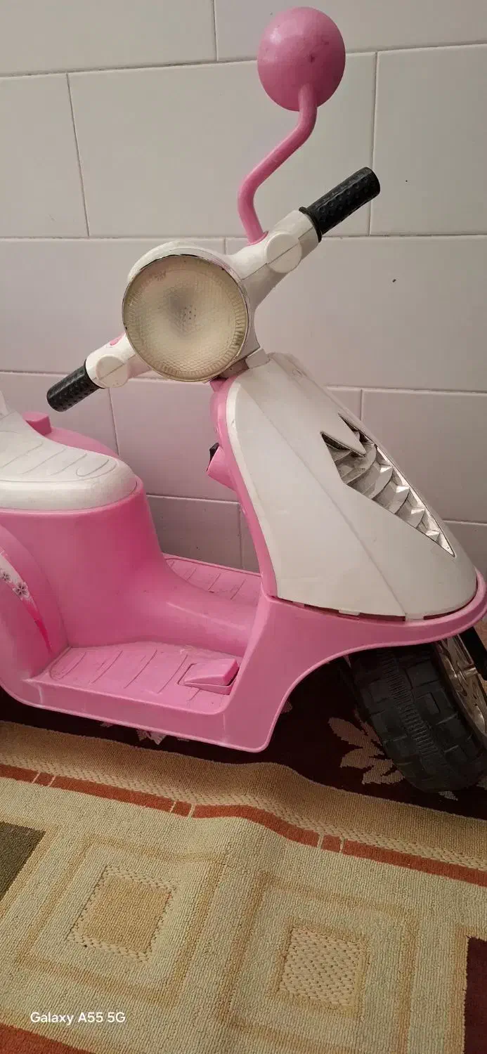 موتور شارژی دخترونه|اسباببازی بچه|قم, نخودی|دیوار