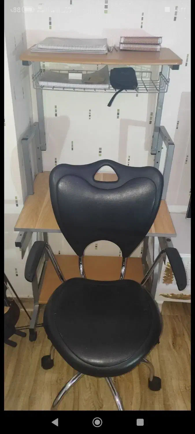 میز تحریر بهمراه صندلی|میز تحریر و کامپیوتر|قزوین, |دیوار