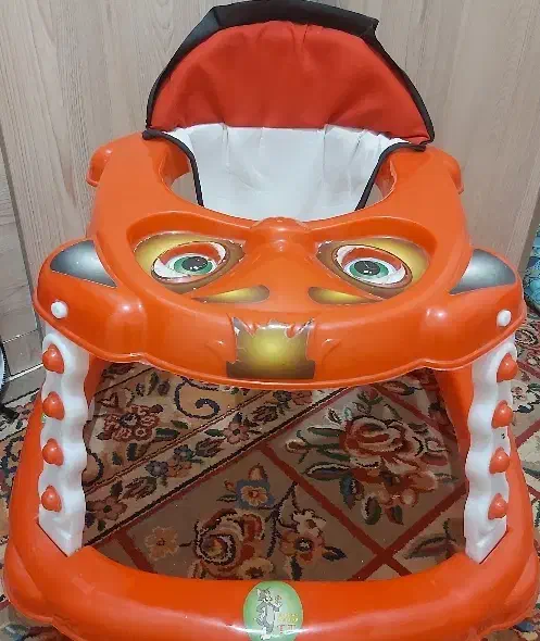 روروئک|اسباب و اثاث بچه|گلبهار, شهر جدید گلبهار|دیوار