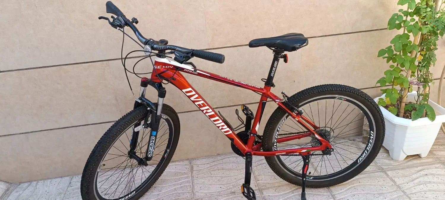 دوچرخه در حد نو|دوچرخه، اسکیت، اسکوتر|اقبالیه, |دیوار