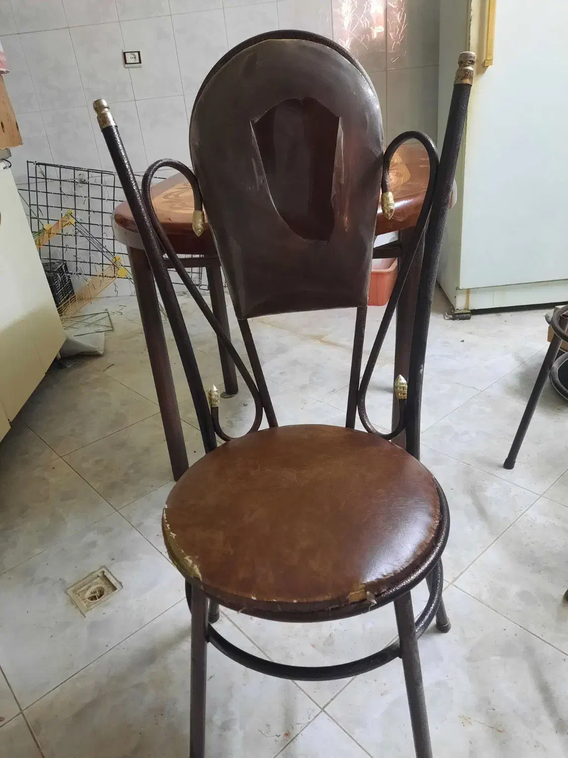 میز ناهار خوری ۴نفره|میز و صندلی غذاخوری|قم, زنبیل آباد|دیوار