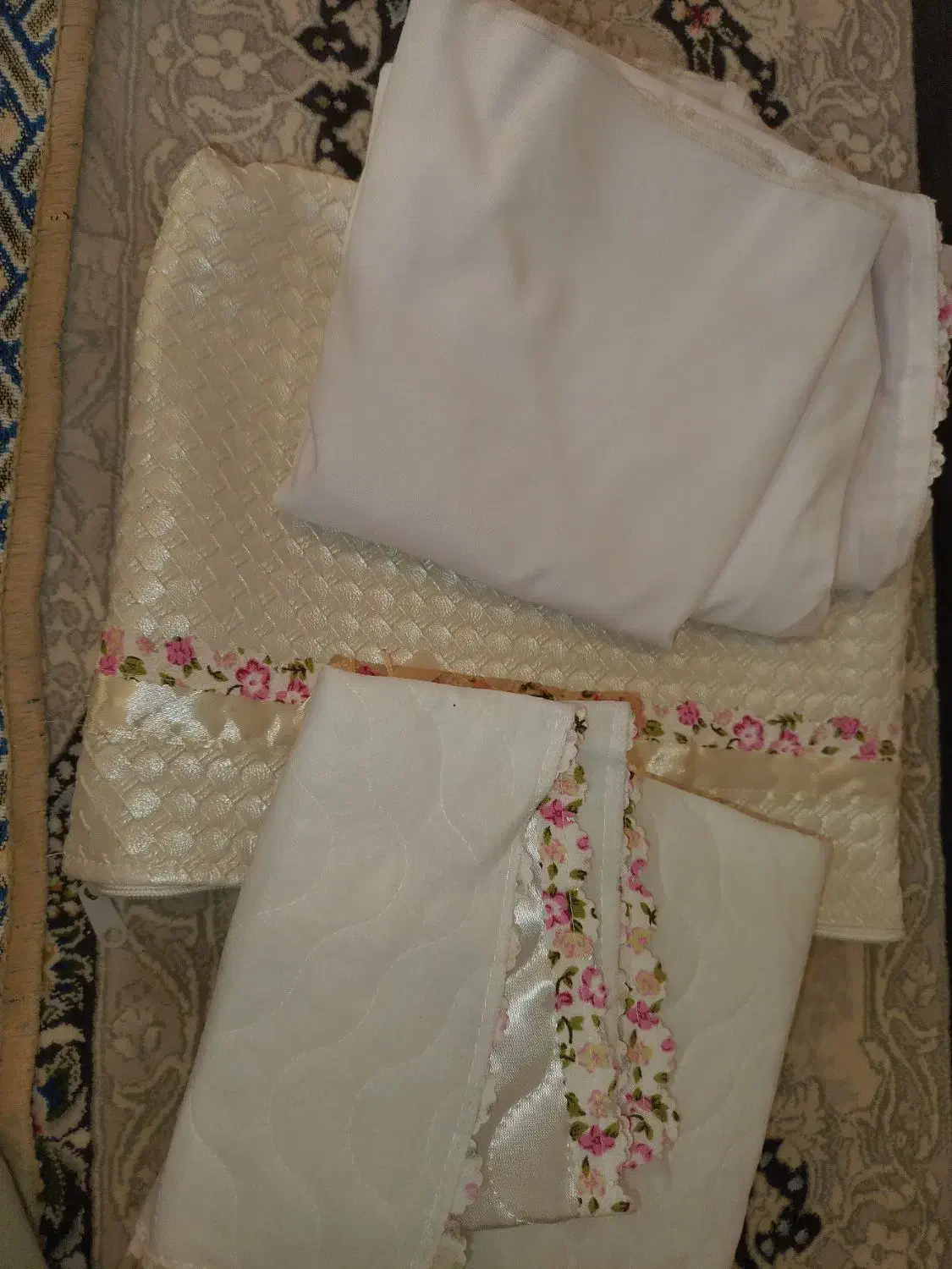 چادر نماز|لباس|زابل, |دیوار