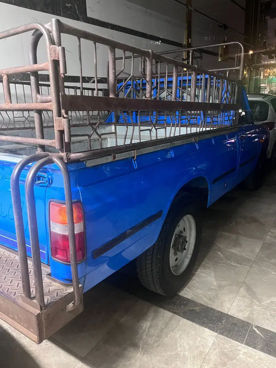 وانت نیسان دوگانه کارخانه دریچه سیمی|خودرو سواری و وانت|بومهن, |دیوار