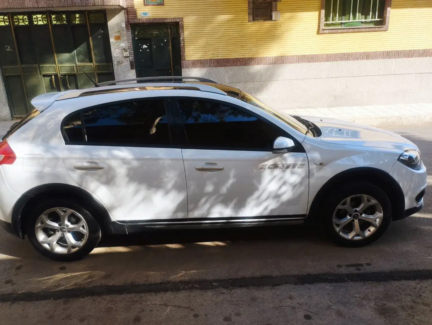 برلیانس کراس|خودرو سواری و وانت|شاهین‌شهر, عطار|دیوار