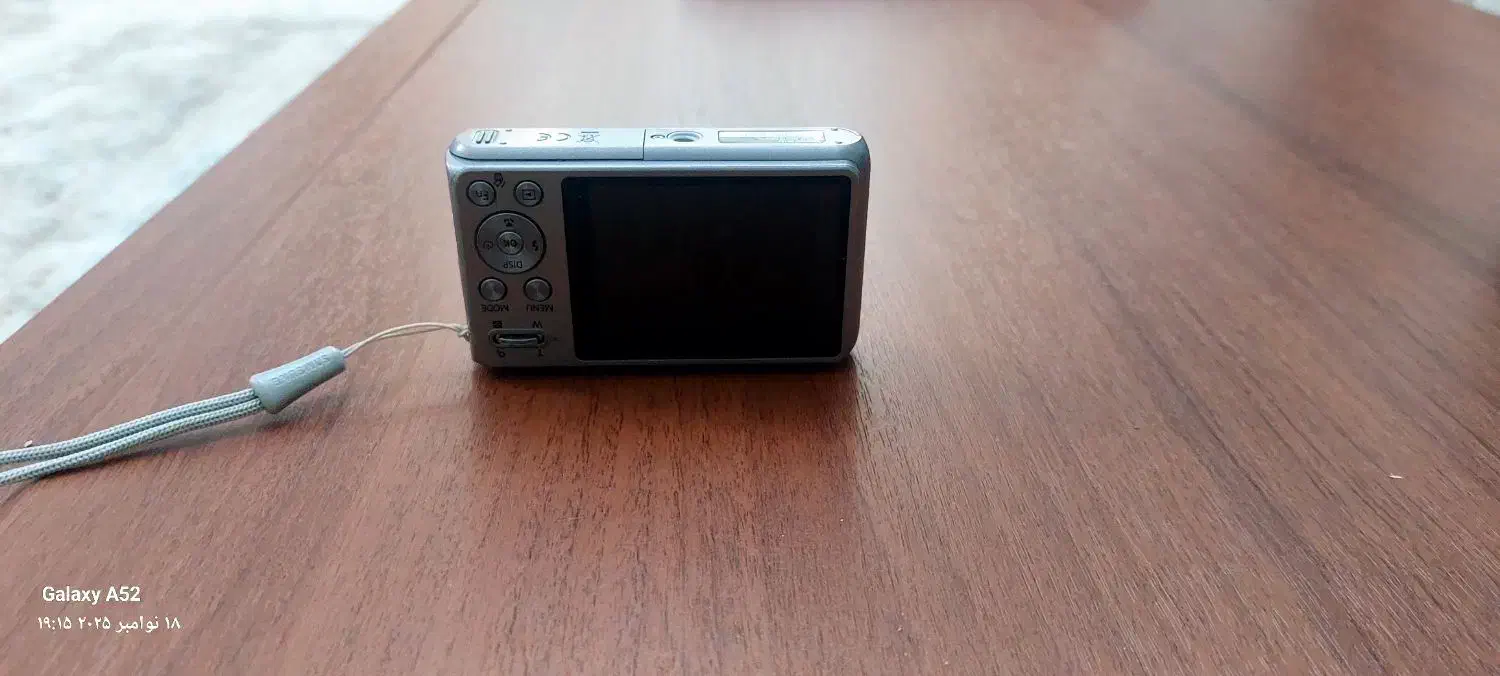 دوربین دیجیتال سامسونگ|دوربین عکاسی و فیلم‌برداری|پرند, فاز ۰|دیوار