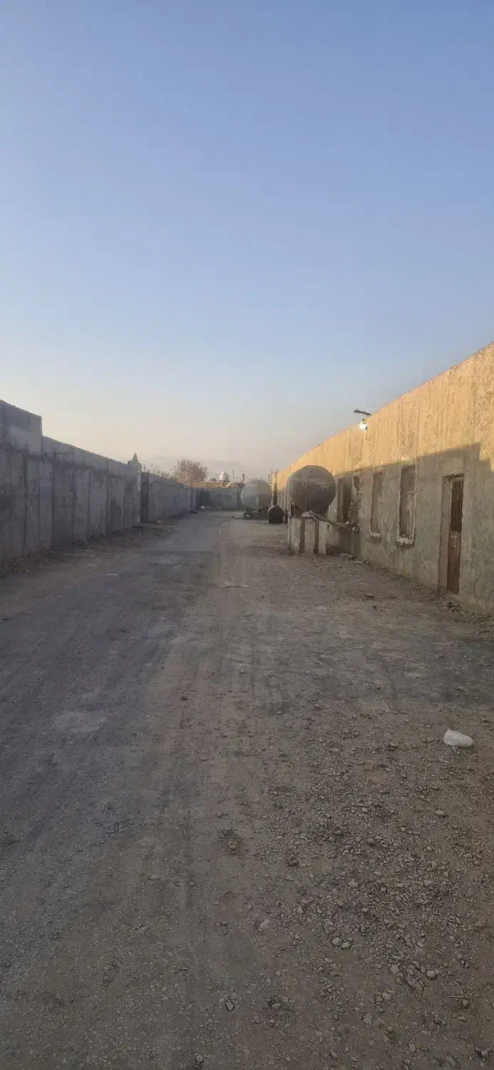 سوله ۷۰۰ متری|فروش دفتر صنعتی، کشاورزی، تجاری|خمینی‌شهر, |دیوار