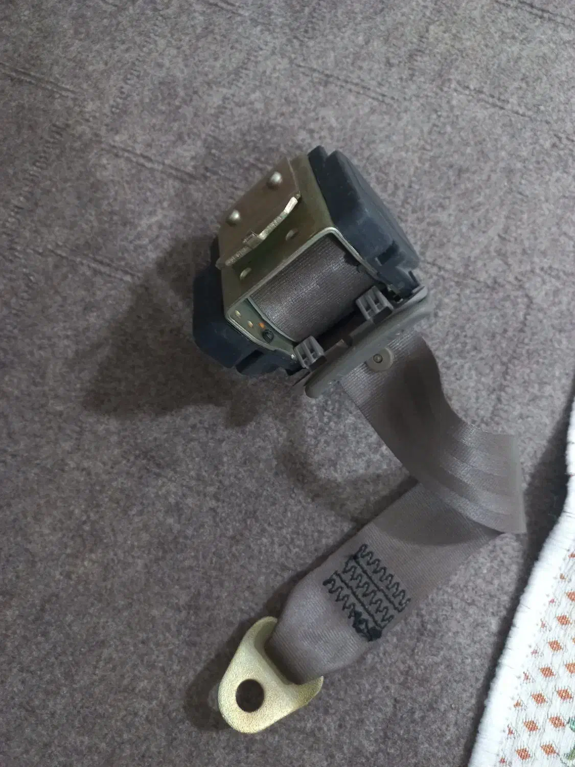 چراغ خطر ، کمربند ، رابط کولر پژو|قطعات یدکی و لوازم جانبی|کرمانشاه, |دیوار