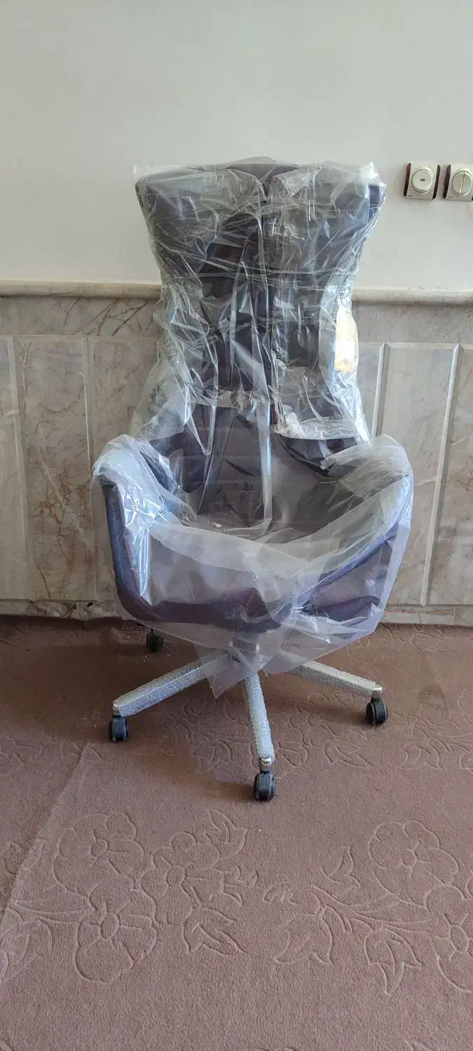 صندلی مدیریت|دفتر کار|نیشابور, امین اسلامی|دیوار