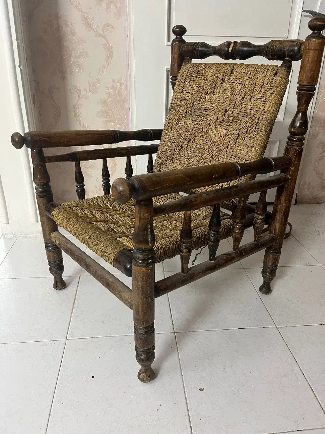 صندلی حصیری|صندلی و نیمکت|مشهد, ادیب نیشابوری (شهرک غرب)|دیوار