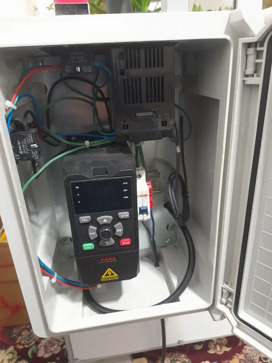 دستگاه‌رول‌به‌رول|ماشین‌آلات صنعتی|تیکمه داش, |دیوار