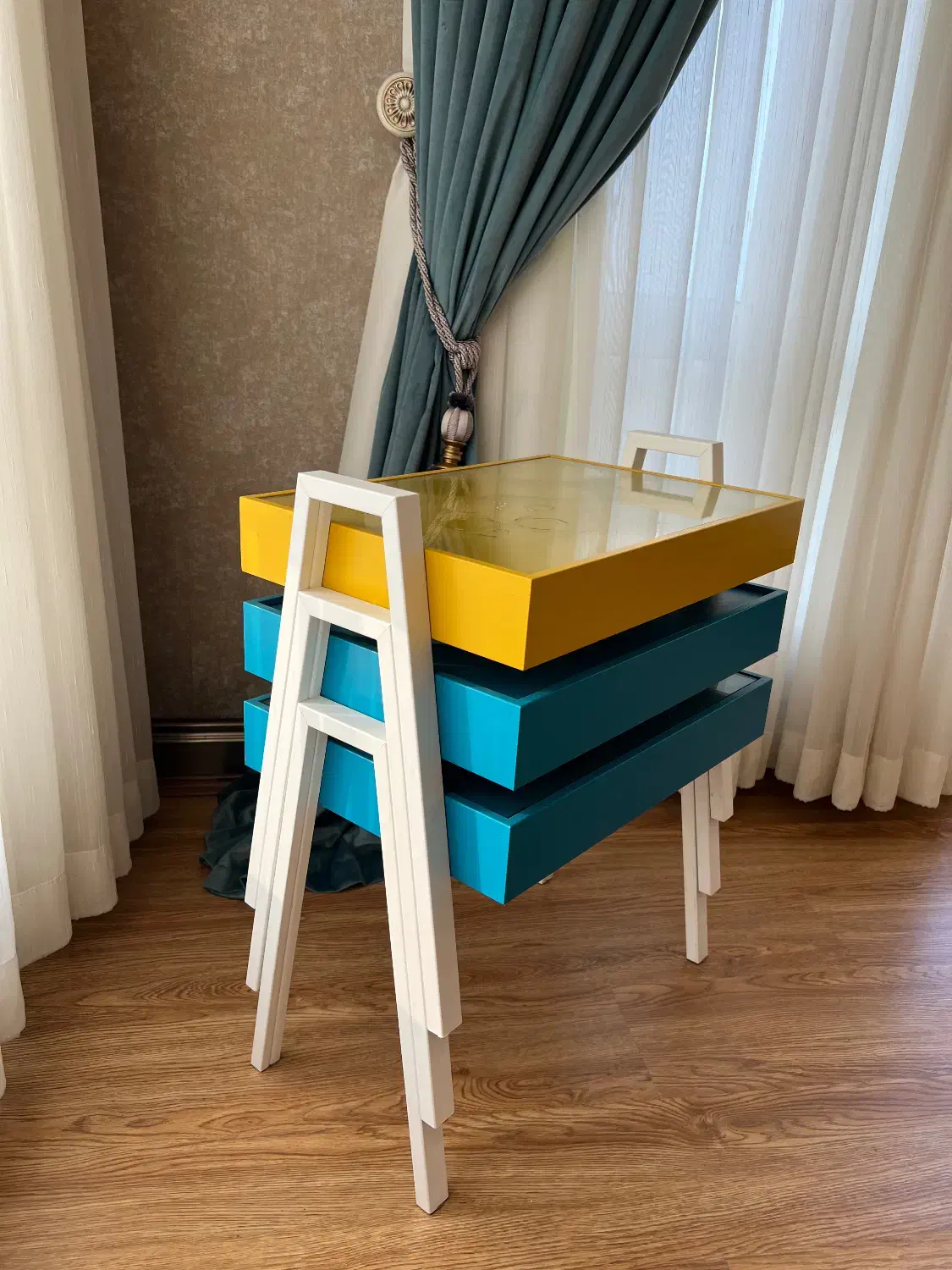 ۳ عدد میز عسلی در حد نو سالم|مبلمان خانگی و میز عسلی|رامسر, |دیوار