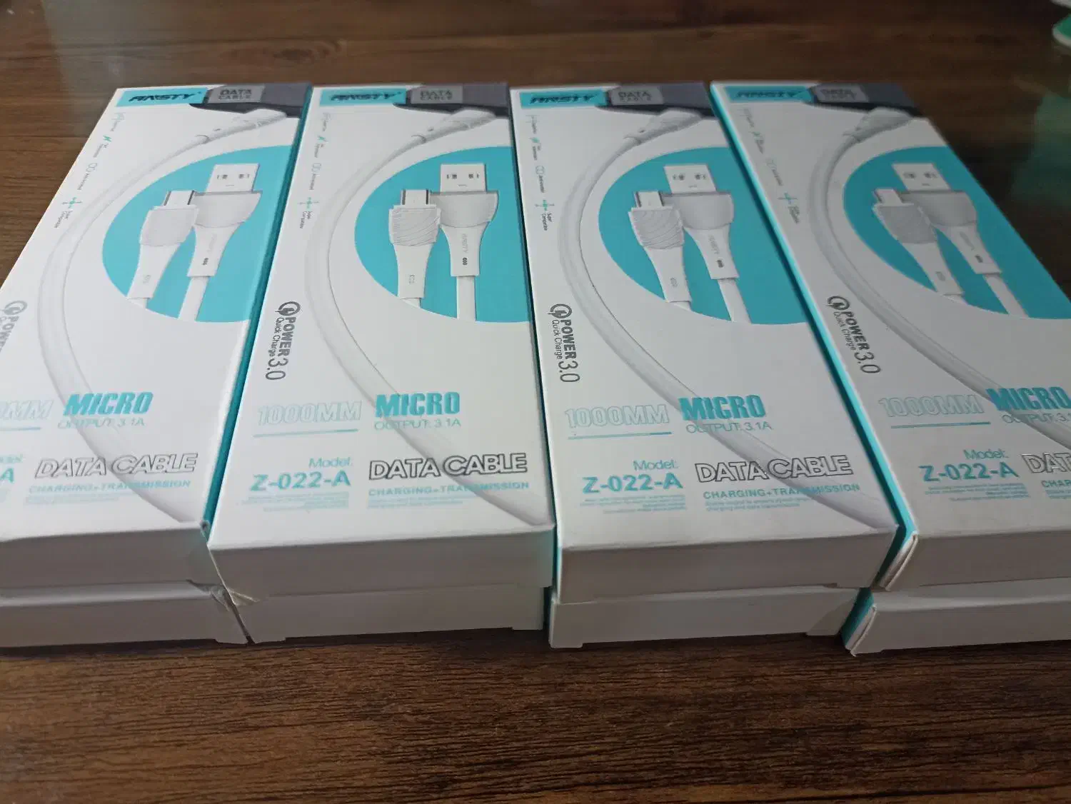 کابل تایپ سی(اصلی)|لوازم جانبی موبایل و تبلت|بروجن, |دیوار