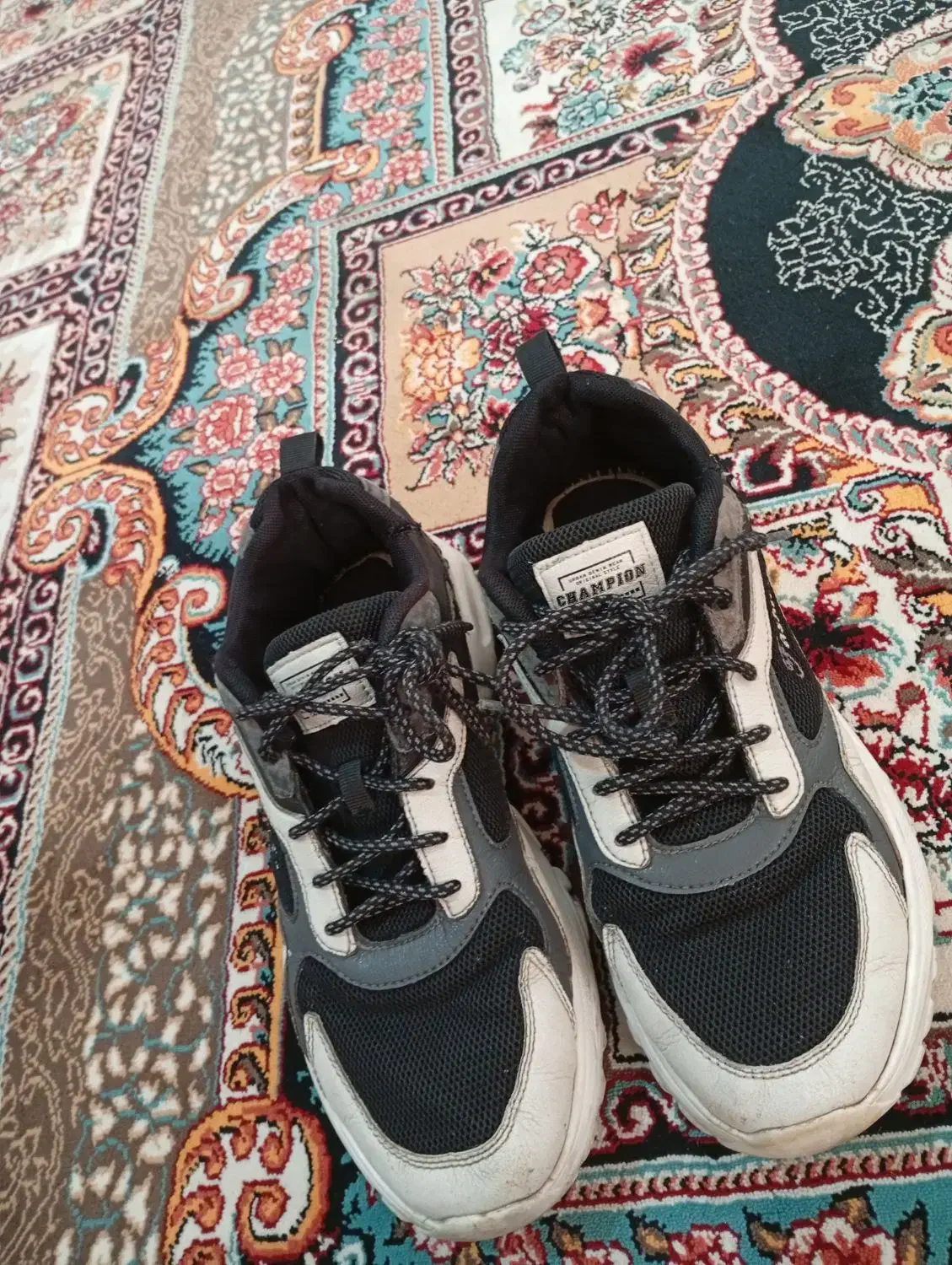 کفش کتونی|کیف، کفش، کمربند|نیشابور, مبارکه|دیوار