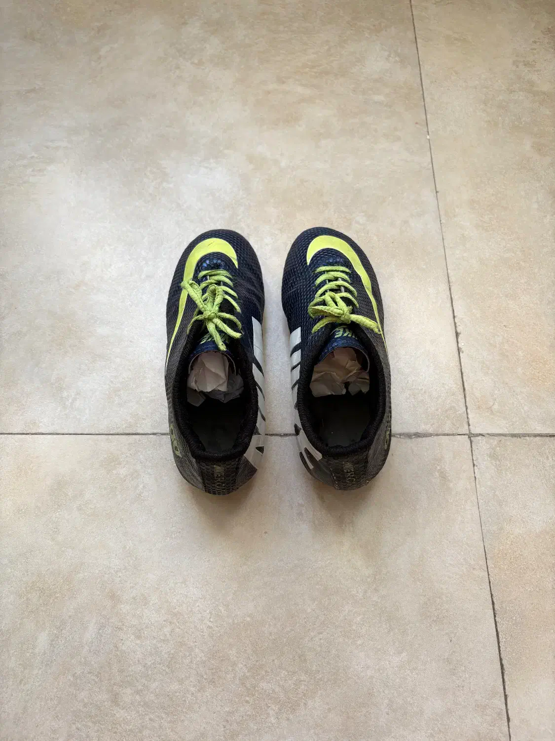 کفش استوک فوتبالی Nike Mercurial سایز 36/5 حد نو|کیف، کفش، کمربند|مشهد, آزادشهر|دیوار