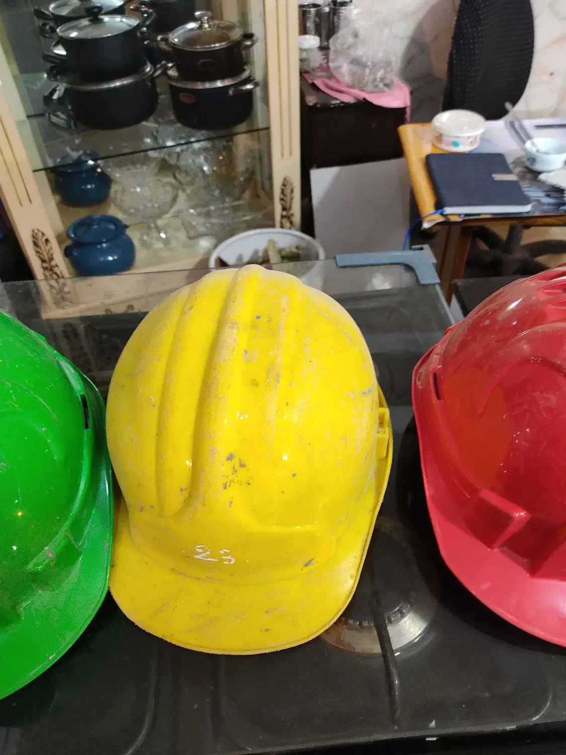 کلاه ایمنی|ابزارآلات|صفادشت, |دیوار