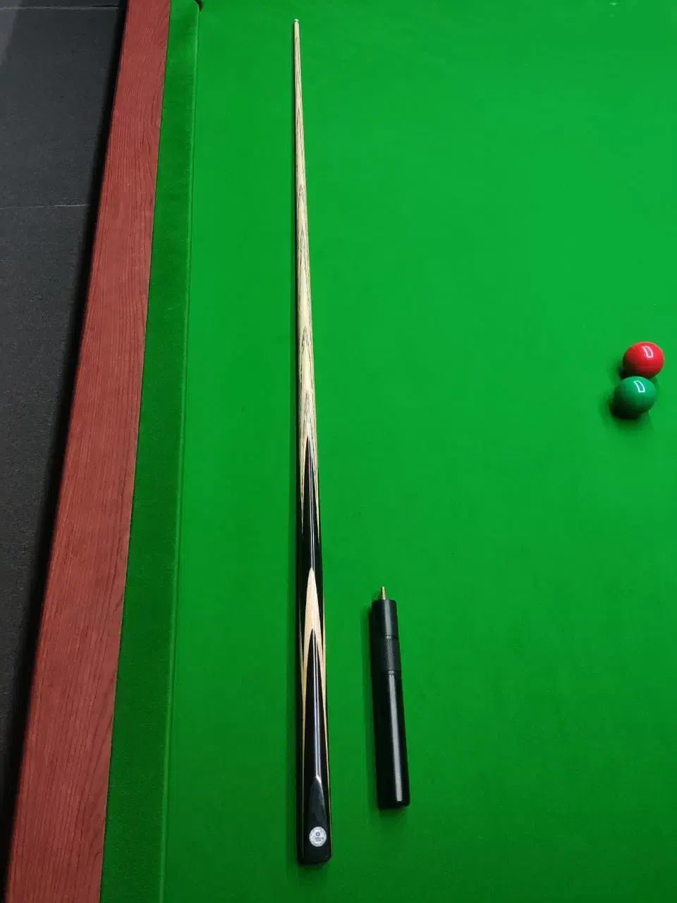 فروش چوب حرفه ای اسنوکر|ورزش‌های توپی|رشت, گلسار|دیوار