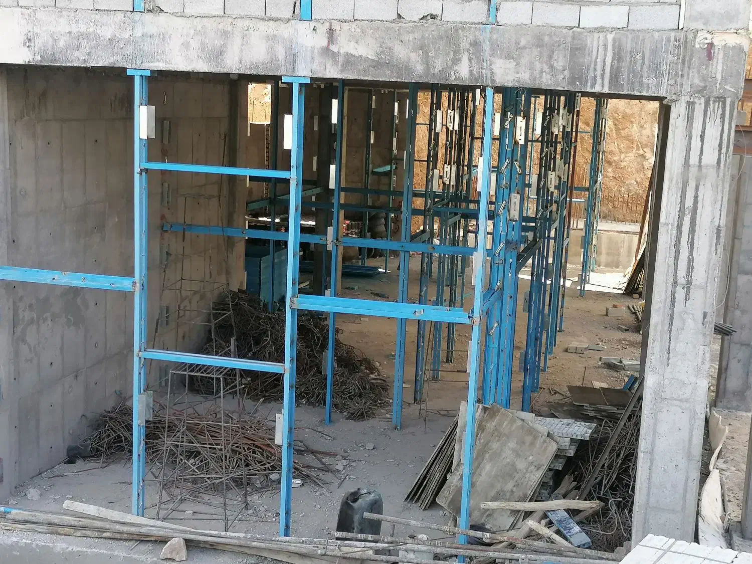 جوشکار والپست. نبشی کشی. ناودانی منقطع|خدمات پیشه و مهارت|کرمان, |دیوار