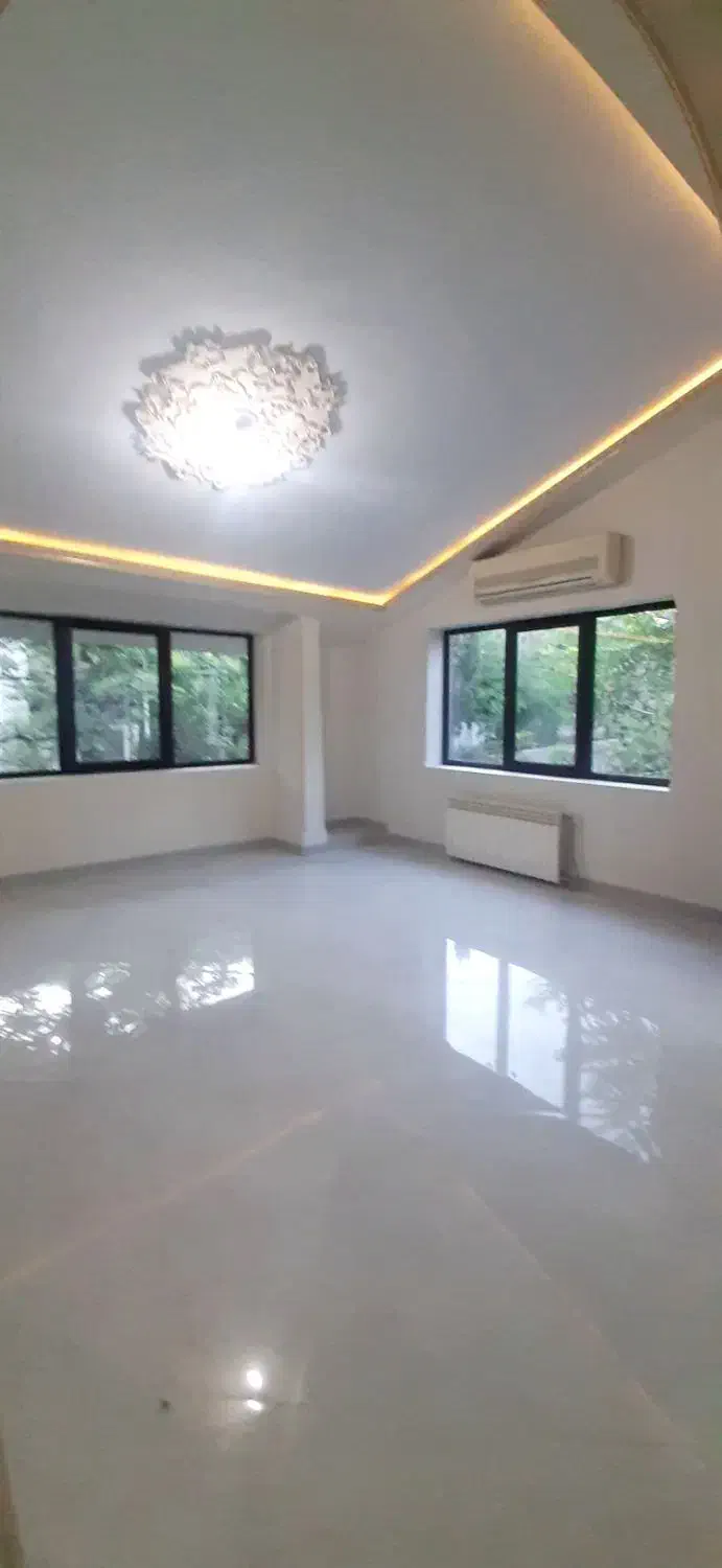 حسن سیف ، ۴ خواب مستر، دوبلکس ، لوکس