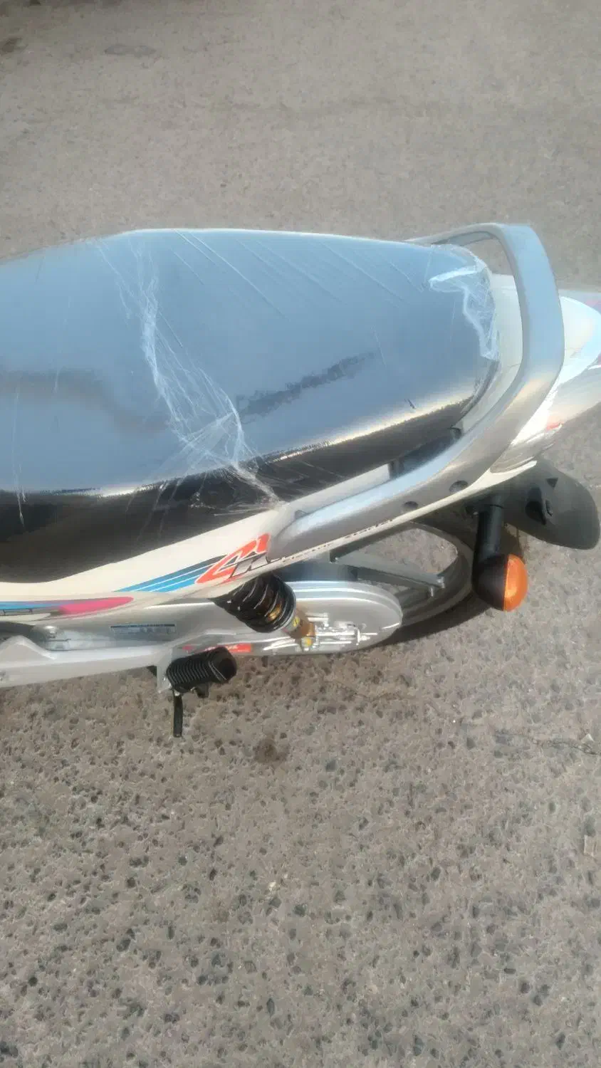 بی کلاچ مدل ۴۰۱|موتورسیکلت|رفسنجان, |دیوار