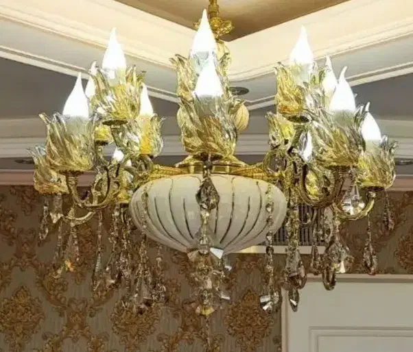 لوستر سرامیک برنر و مدل باکارات در کارگاه کارمندان|لوستر و چراغ آویز|کرمانشاه, |دیوار