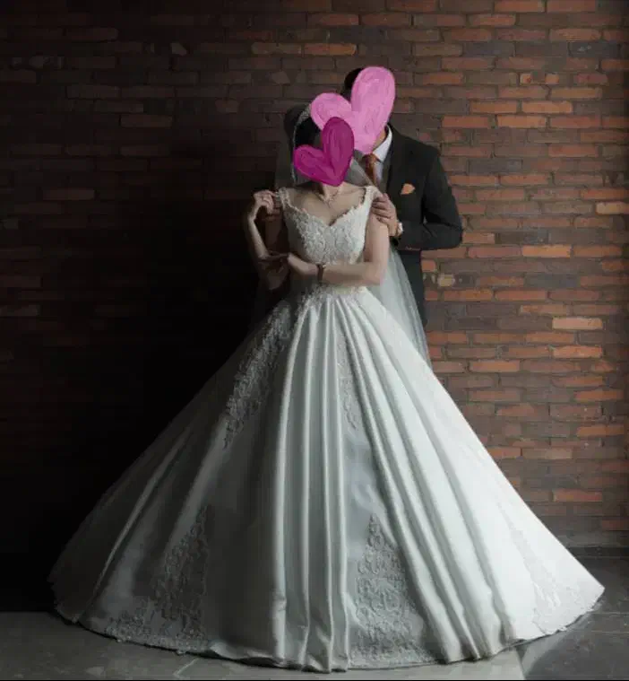 لباس عروس|لباس|نوشهر, |دیوار