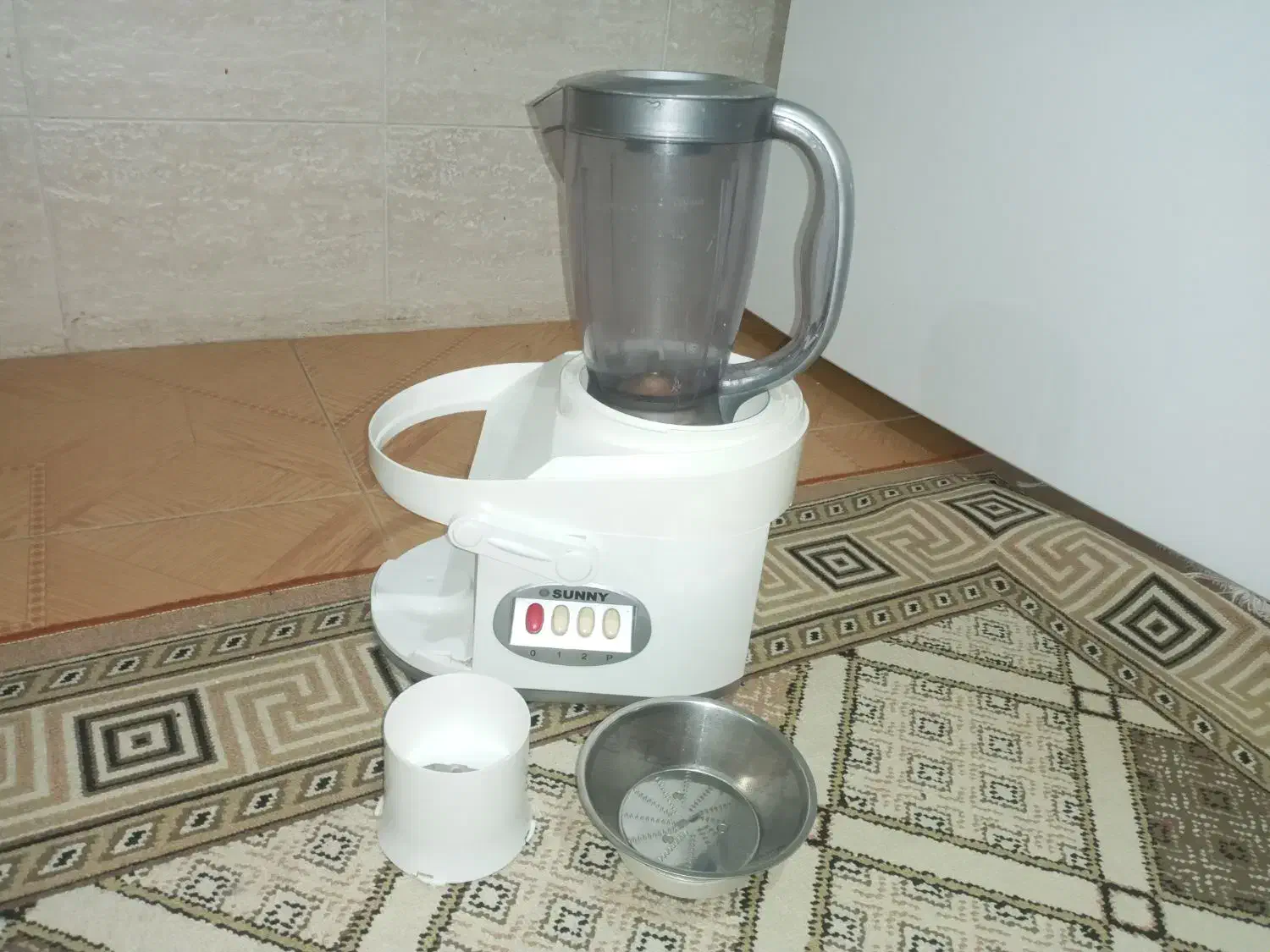 آبمیوه گیر مخلوط کن|آبمیوه‌گیر و آب‌مرکبات‌گیر|گنبد کاووس, |دیوار