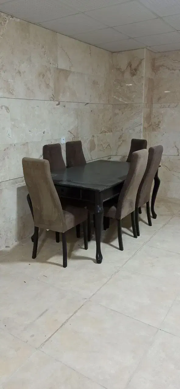 نهارخوری|میز و صندلی غذاخوری|مهاباد (آذربایجان غربی), |دیوار