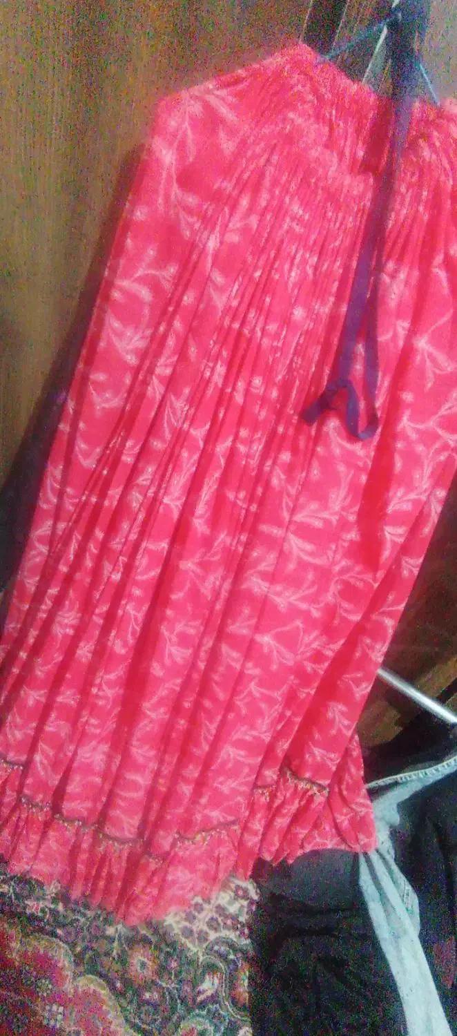 لباس ها نو هست معاوضه هم دارم|لباس|یاسوج, |دیوار