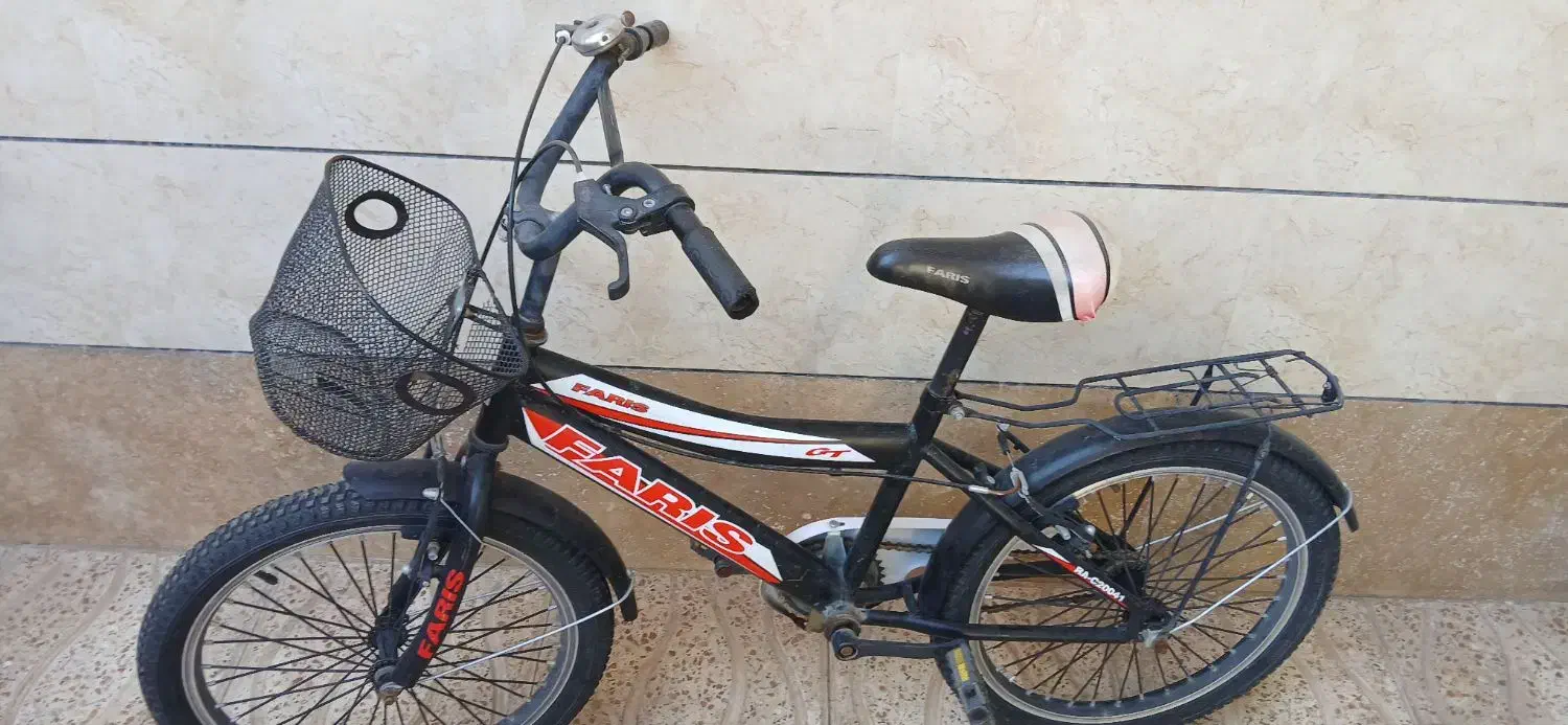 دوچرخه  کاملا سالم وتمیز سایز۲۰|دوچرخه، اسکیت، اسکوتر|میانه, |دیوار