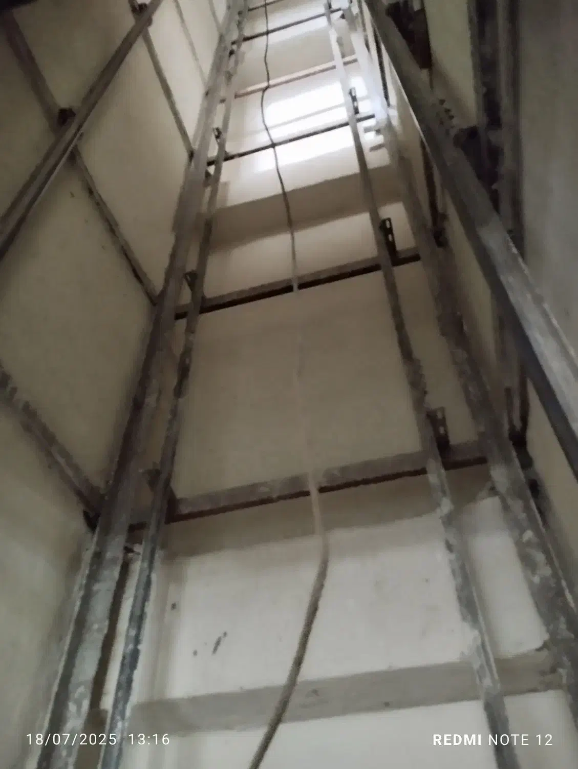 سیمان کاری وشیب بندی  بند کشی آجر نما|خدمات پیشه و مهارت|کرمانشاه, |دیوار