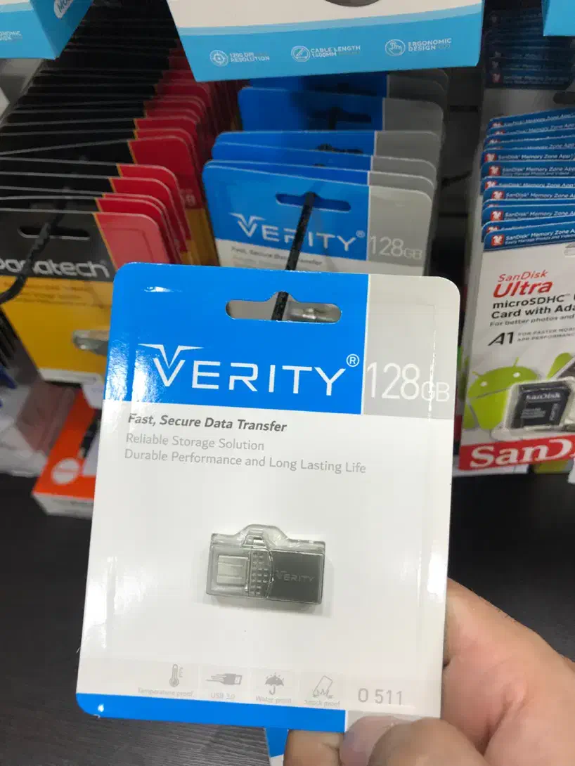 فلش ۱۶ گیگ با گارانتی تعویض|لوازم جانبی موبایل و تبلت|ایلام, |دیوار