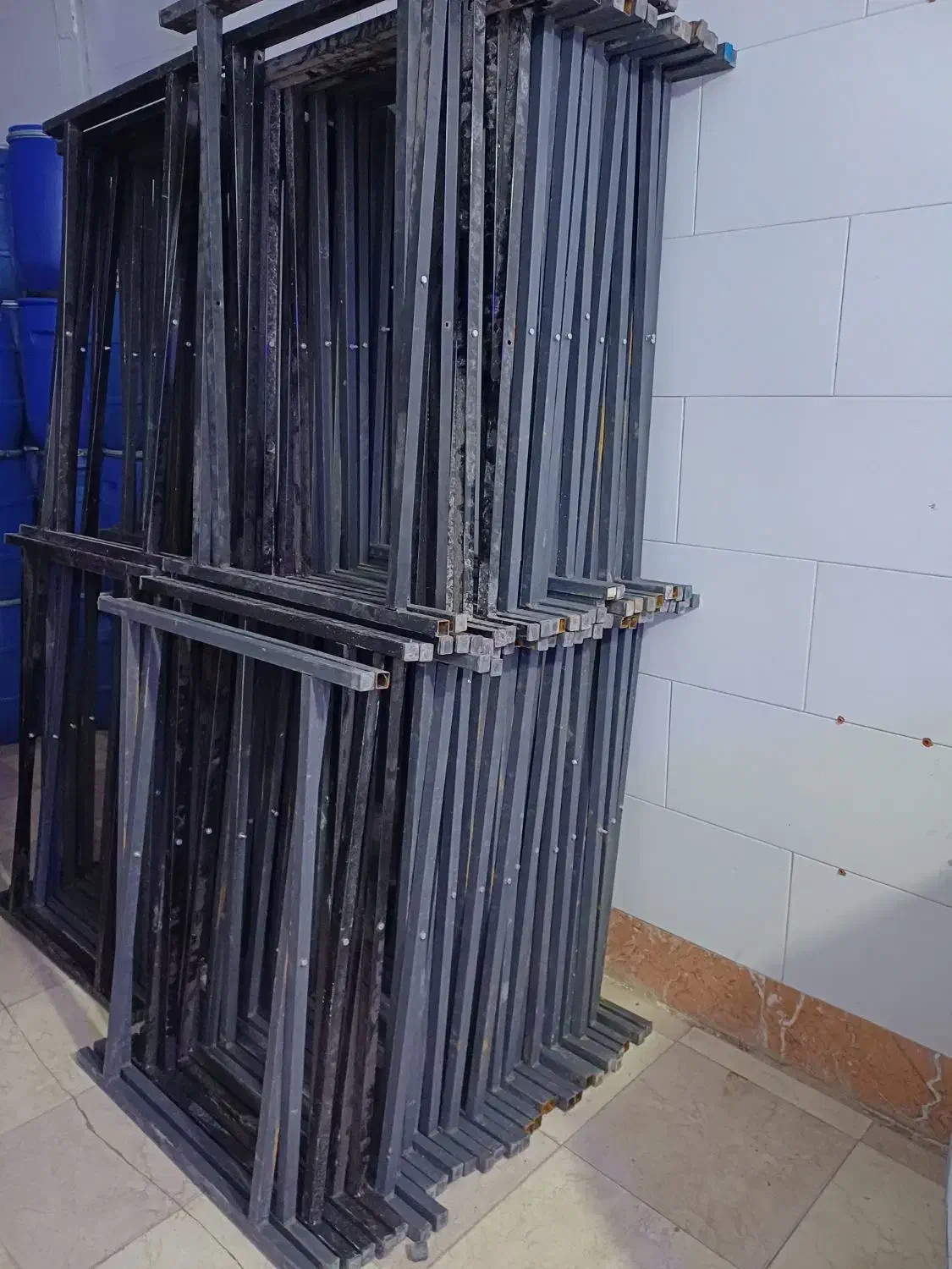 میز گالوانیزه تاشو گرد 60 عدد|میز و صندلی غذاخوری|فیروزآباد (لرستان), |دیوار