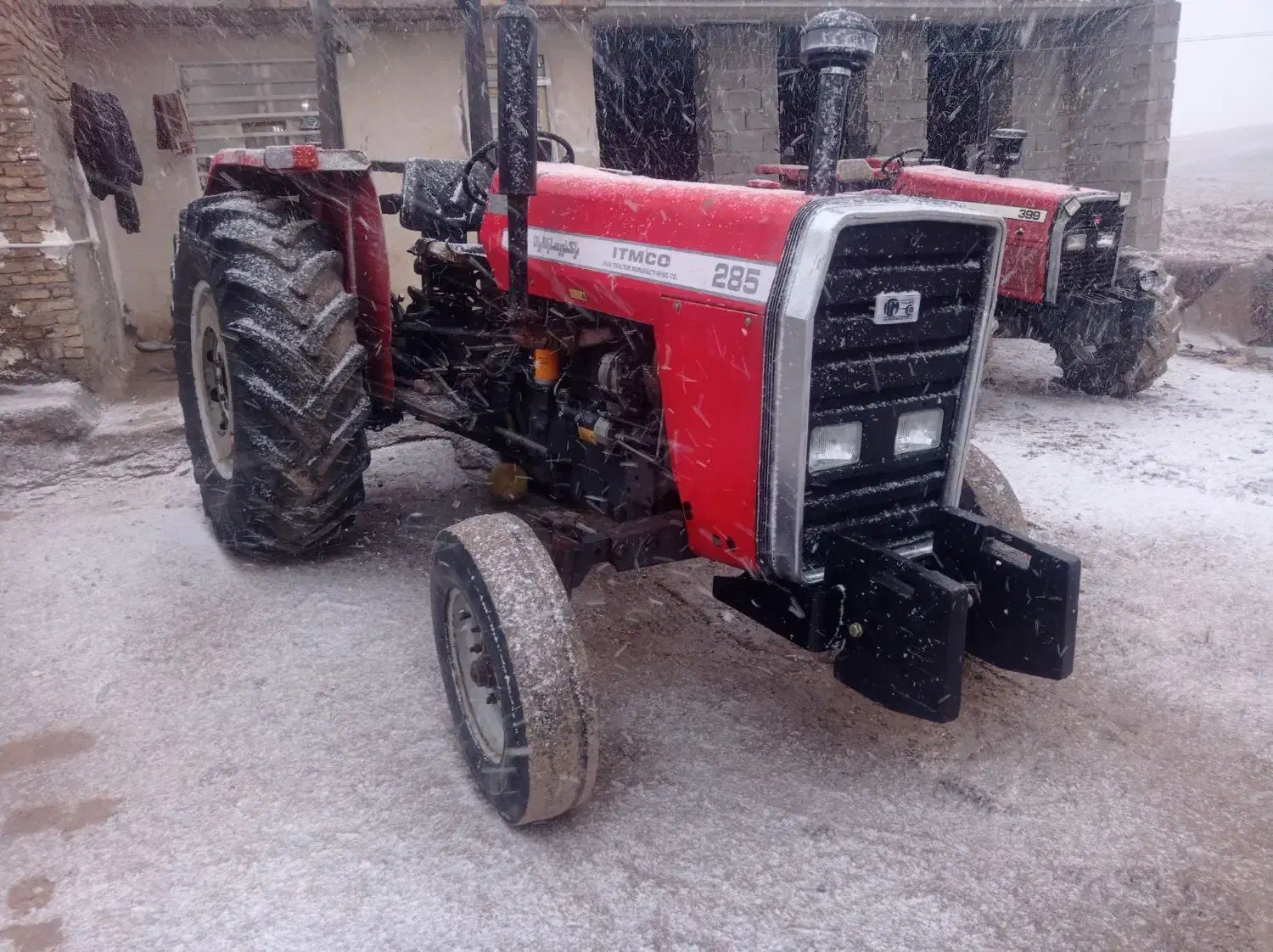 تراکتور۲۸۵درحدخشک|خودرو سنگین|کوهدشت, |دیوار