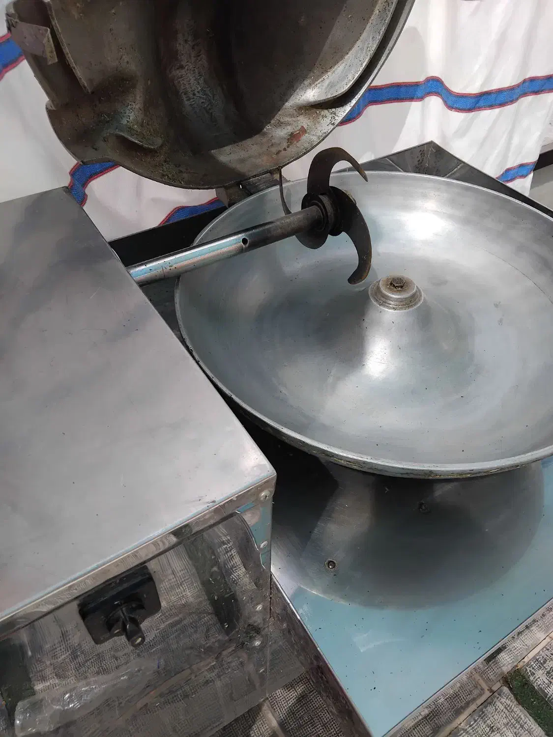 دستگاه سبزی خرد کن|فروشگاه و مغازه|اردکان, |دیوار