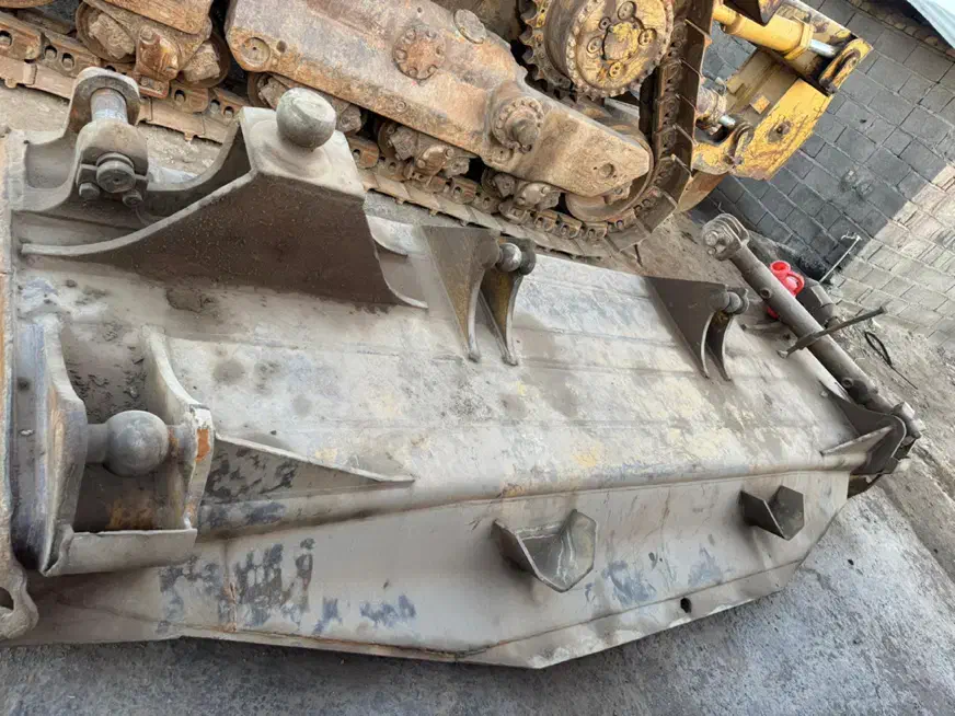 بلدوزرd8n|ماشین‌آلات صنعتی|سیرجان, |دیوار