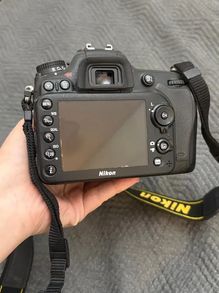 دوربین نیکون حرفه‌ای درحد اکبند|دوربین عکاسی و فیلم‌برداری|قدس, شهر‌قدس|دیوار