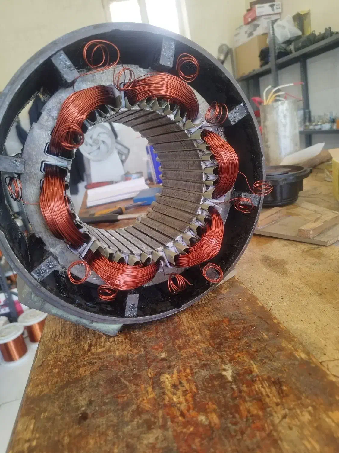 سیم پیچی و تابلو برق|خدمات پیشه و مهارت|تبریز, |دیوار