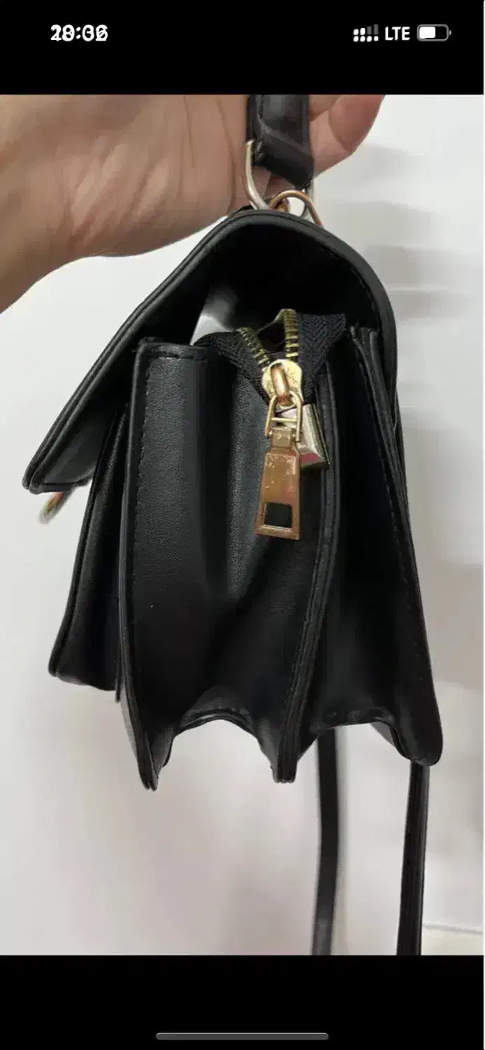 کیف چرم کار کرده|کیف، کفش، کمربند|کرمان, |دیوار